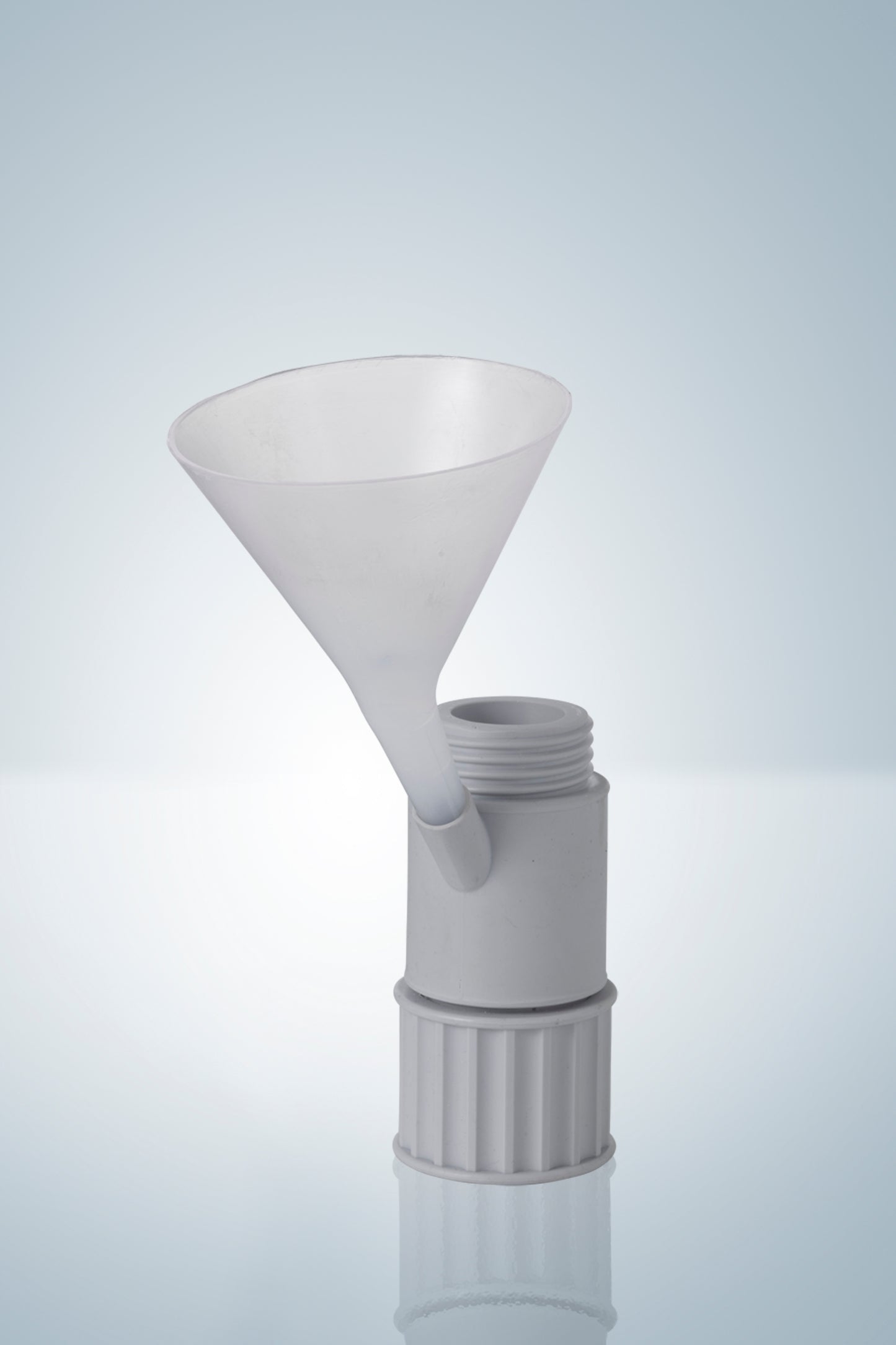 Adapter with filling tube