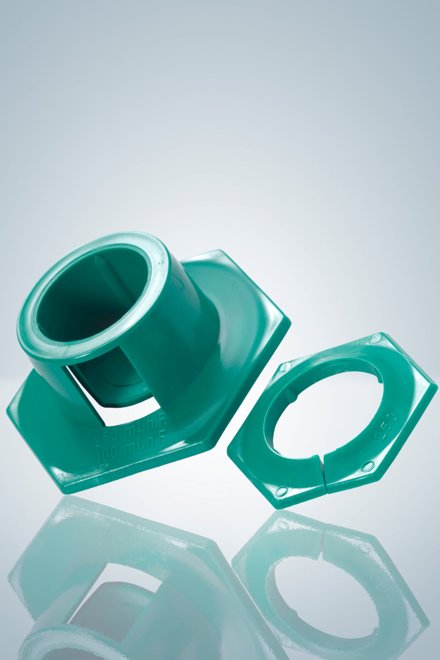 Plastic base incl. safety ring