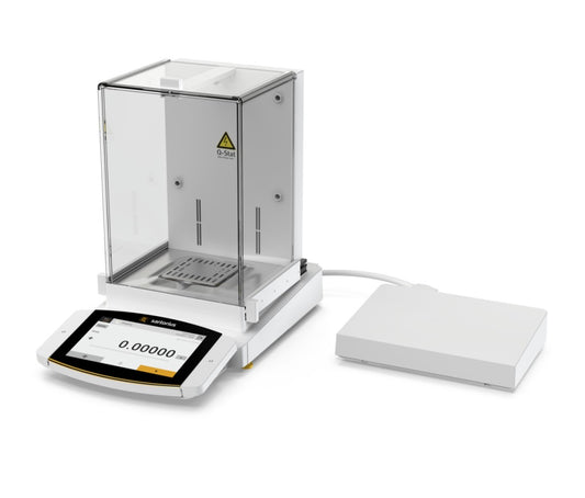 Sartorius Cubis II MCA - advanced - with colour touch screen display and weighing module capacity/readability  220g/0.01mg. Manual draft shield . Registration S00.